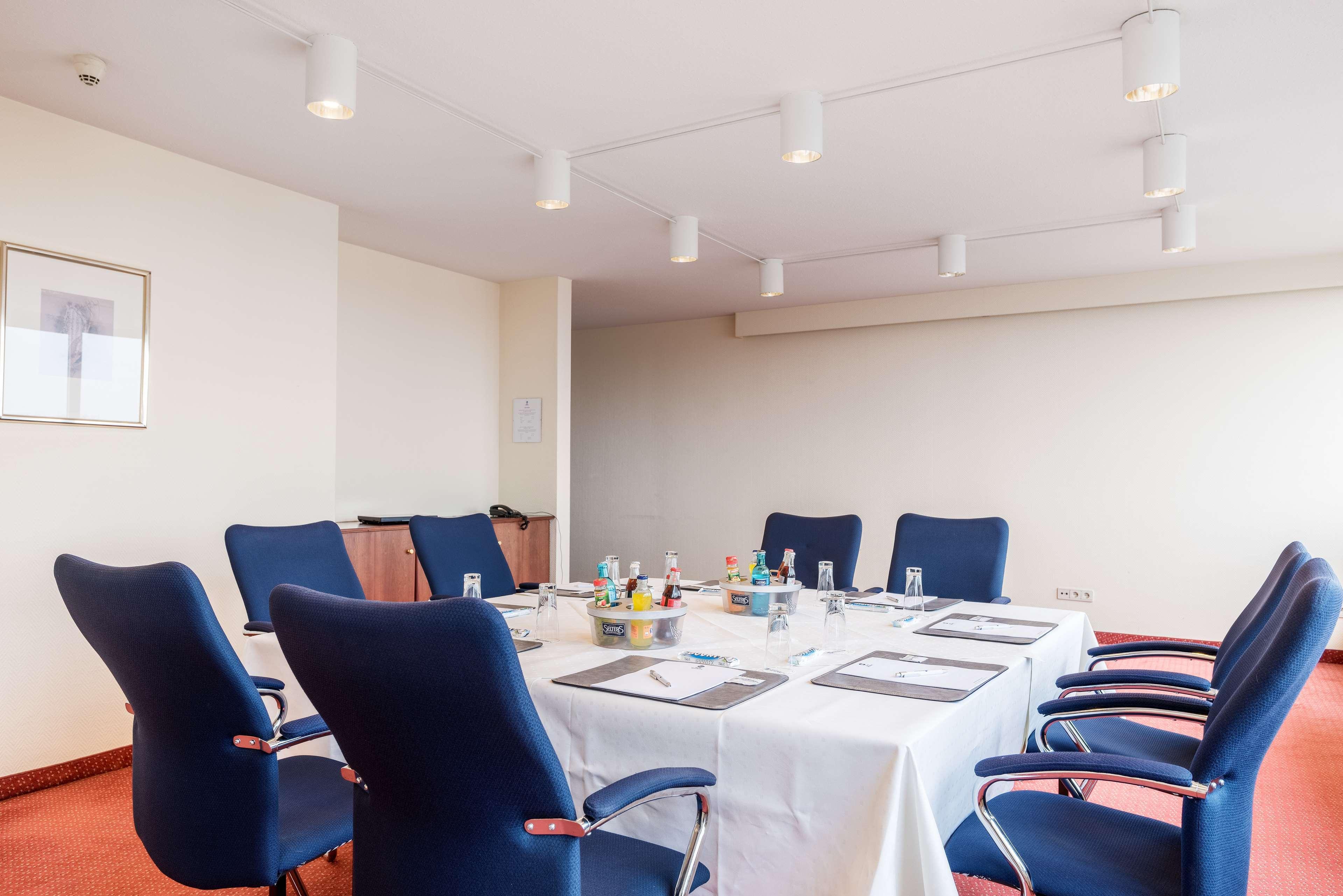 Leoso Hotel Ludwigshafen Екстериор снимка