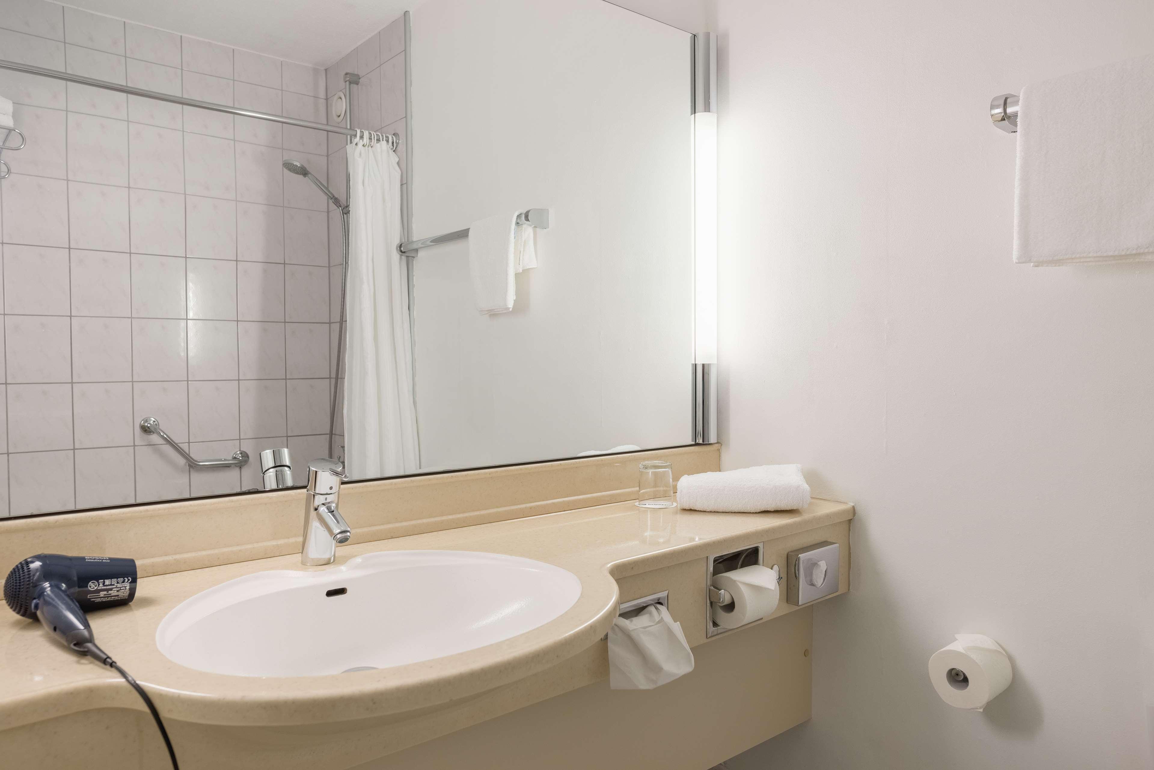 Leoso Hotel Ludwigshafen Екстериор снимка