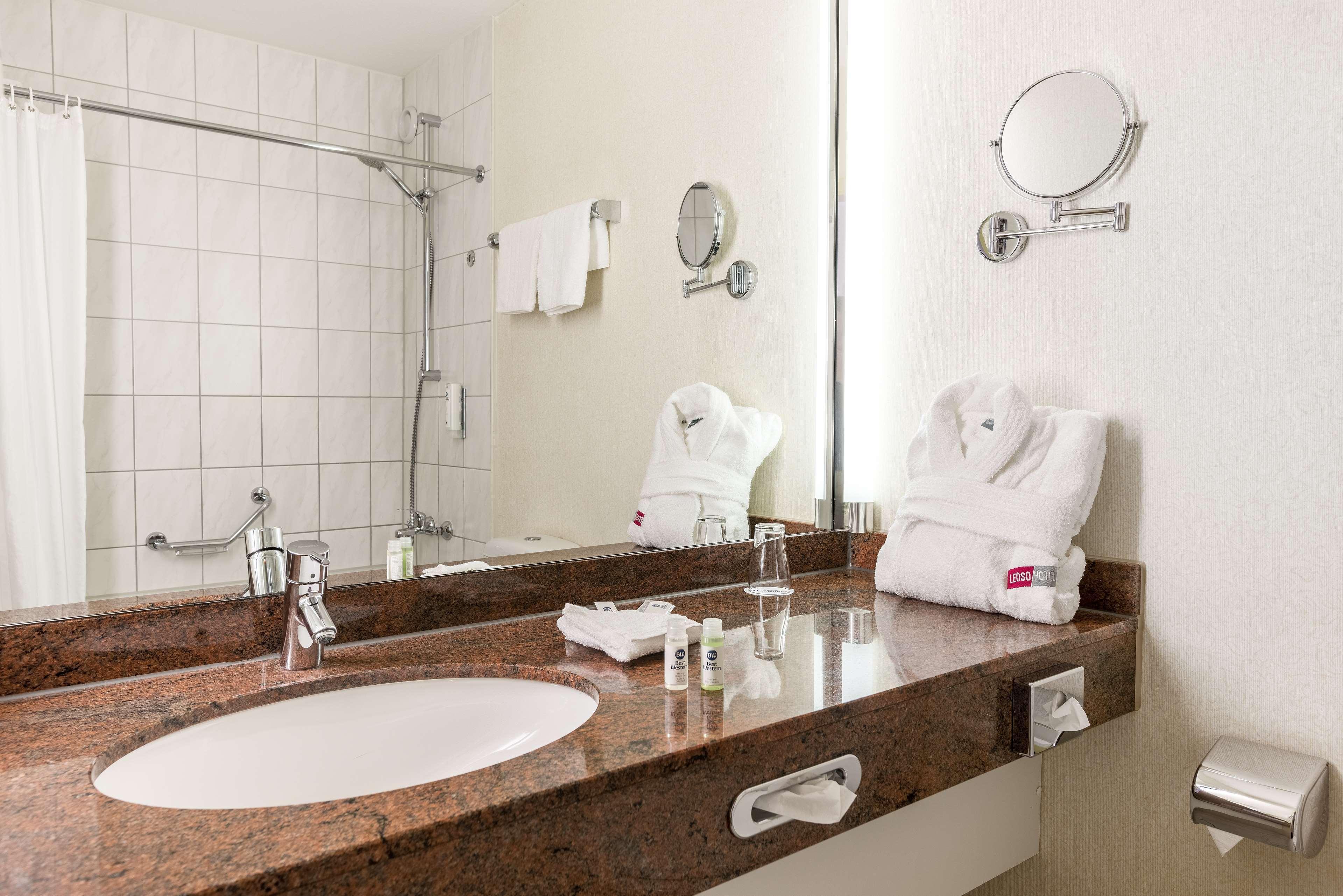 Leoso Hotel Ludwigshafen Екстериор снимка