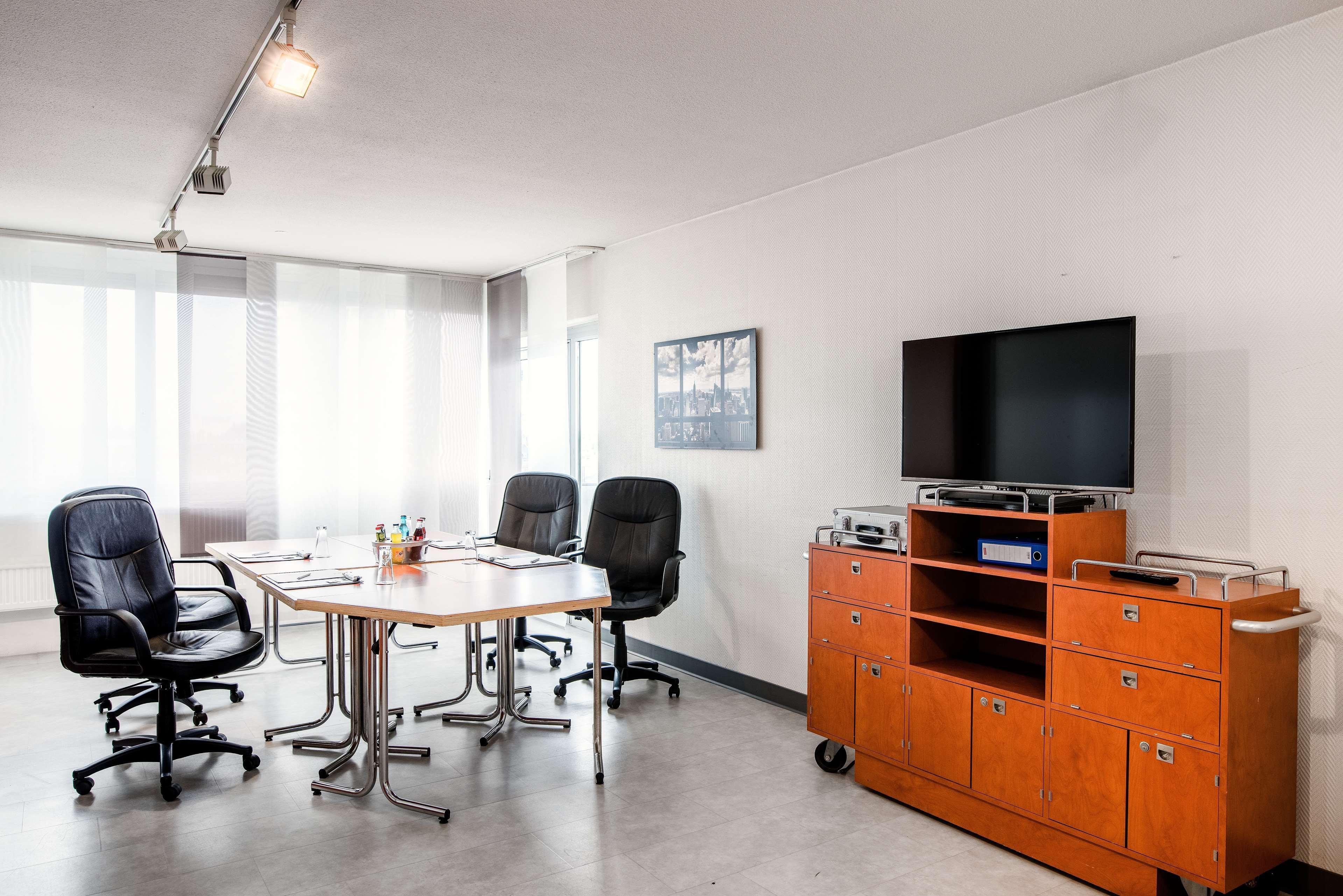 Leoso Hotel Ludwigshafen Екстериор снимка