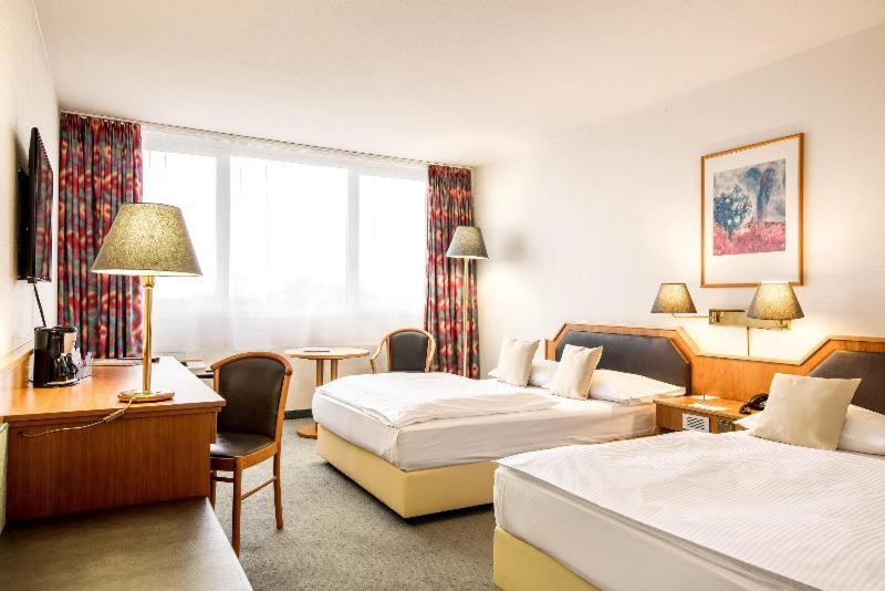 Leoso Hotel Ludwigshafen Стая снимка