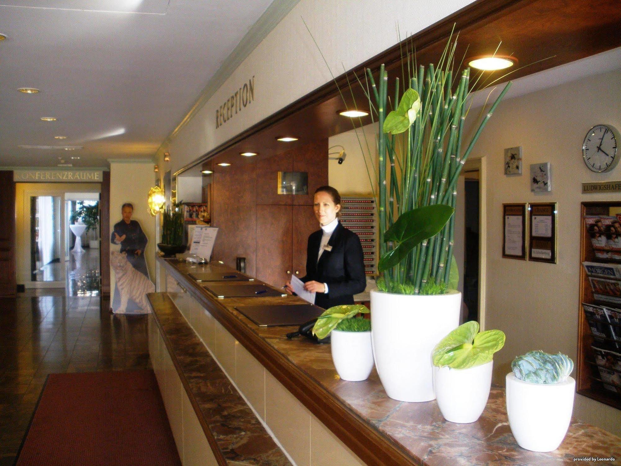 Leoso Hotel Ludwigshafen Интериор снимка